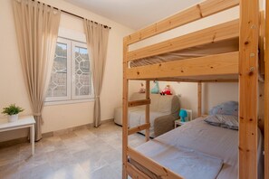 Villa - 3BR Apartment With Private Garden (Alhaurin de la Torre)