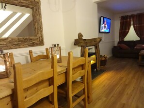 Dining - Seaview Cottage Lake District Coast (Millom)