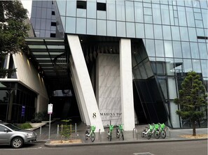 Exterior - 23rd-Flr Docklands Views, Pool, Jacuzzi, Free Tram (Docklands)