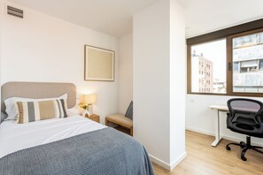 Room - This elegant 2-bedroom apartment in the heart of Tetuán combines modern design, absolute comfort, and functionality tailored for extended stays. Every corner has been carefully appointed to make you feel at home from the moment you arrive (MADRID)