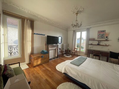 Peaceful room facing the spa-ch1