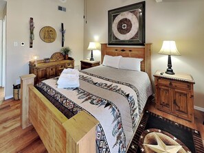 3 bedrooms, iron/ironing board, Internet, bed sheets - 19th Hole Retreat | Mountain Retreat w/Great Views & Location! (Ruidoso)