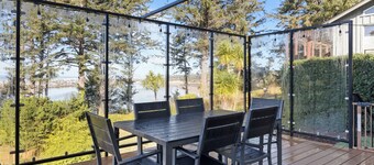 Eagles Overlook: 3BR Home w/ Panoramic Ocean Deck