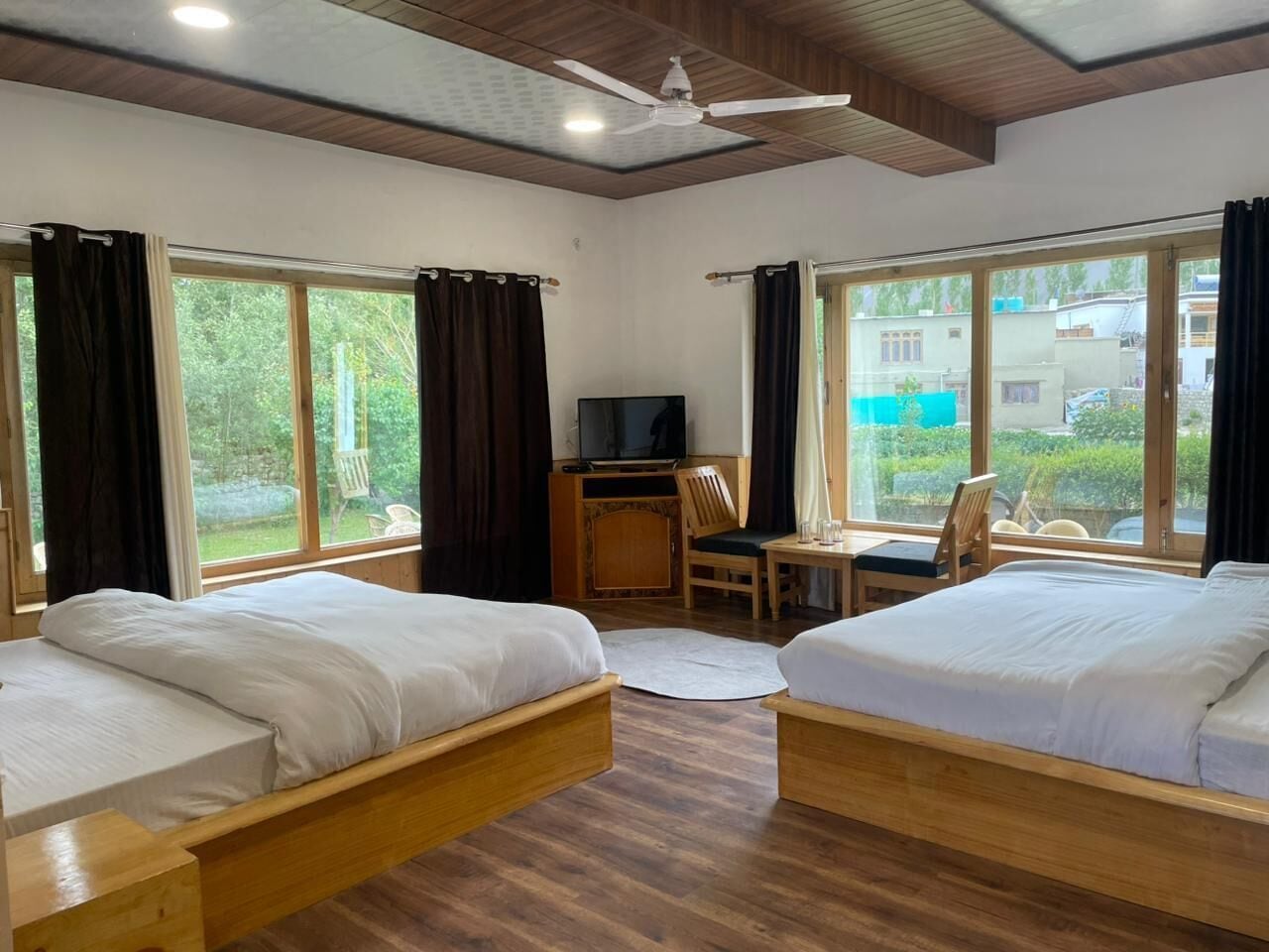 Escritorio y wifi gratis 