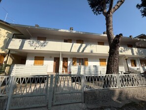 Exterior - Rosolina Holiday Home in the Mediterranean (Rosolina)