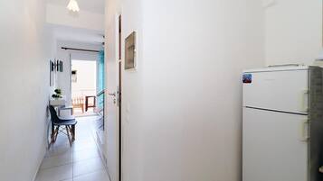 Family Room, Non Smoking, Mezzanine | Interior