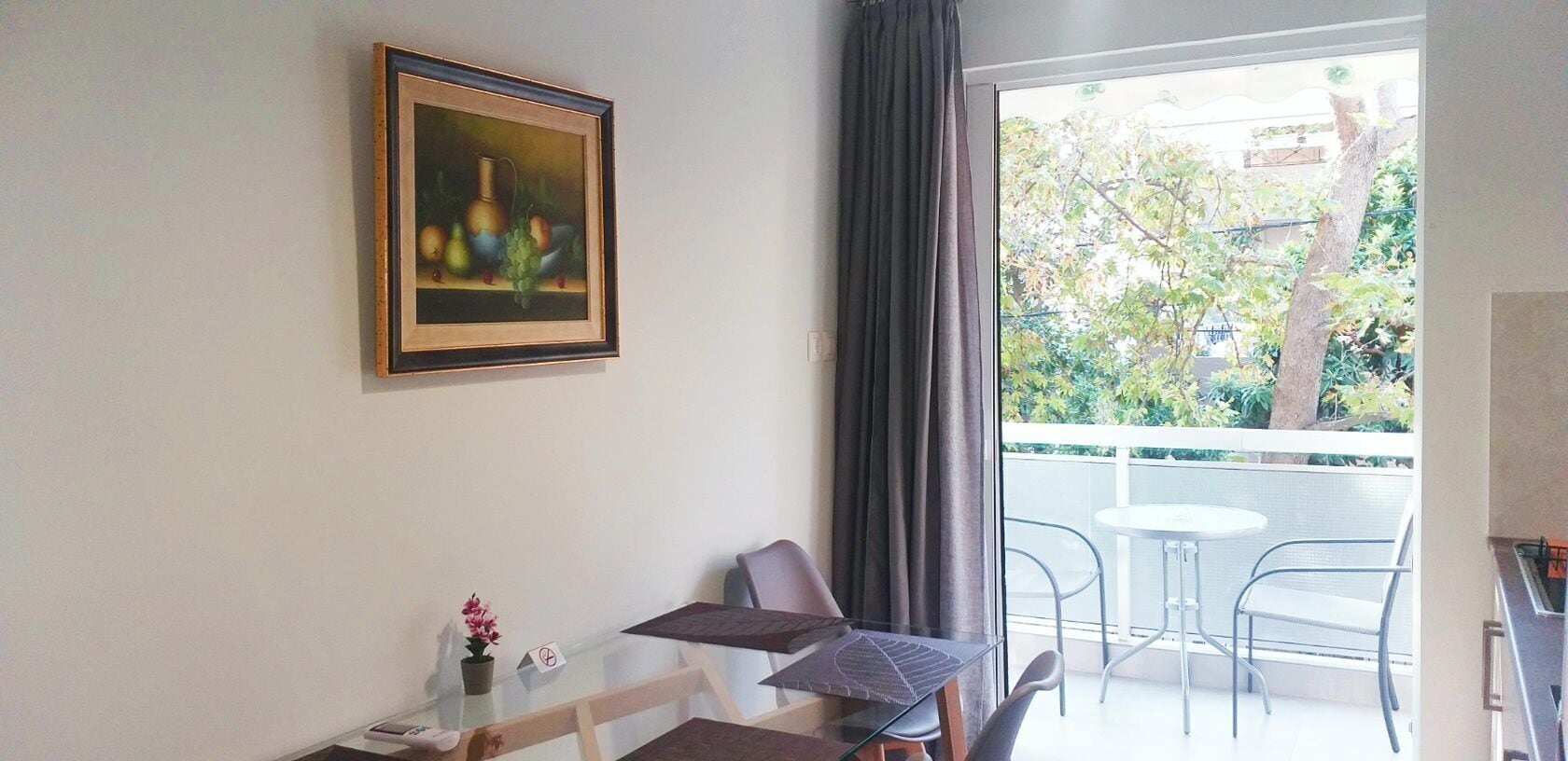 Cafetera expreso, cafetera/tetera, tetera/pava eléctrica, especias