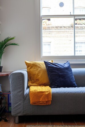 Living area - Whitecross Street Collection (London)