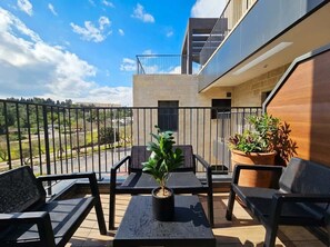 Terrace/patio - Sacher Park #New 1BR w/ Balcony | By SweetyGuest (Jerusalem)