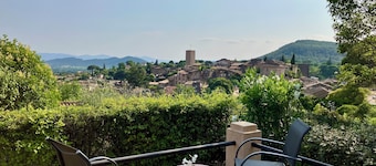 Spacious family house with heated pool - 500 m to the center of Les Arcs