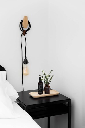 Bügeleisen/Bügelbrett, Reisekinderbett, WLAN, Bettwäsche