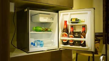 Kahden hengen deluxe-huone (yksi tai kaksi sänkyä), kaupunkinäköala | Sisätilat