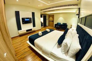 Luxury Studio, City View | In-room safe, desk, free WiFi - Srigandha Residency (Davanagere)