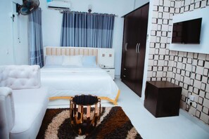 Coffres-forts dans les chambres, chambres insonorisées, Wi-Fi gratuit