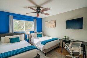 4 makuuhuonetta, silitysrauta/-lauta, ilmainen Wi-Fi, vuodevaatteet