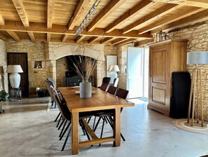 Dining - Vrbo Property (Blanquefort-sur-Briolance)