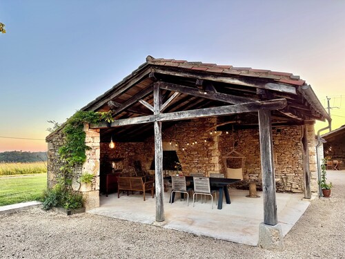 Where authenticity meets the comforts of today.Includes covered private terrace