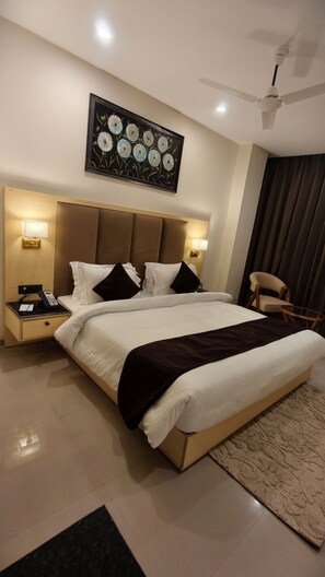 Comfort Double Room, Balcony, City View | Laptop workspace, free WiFi, bed sheets, wheelchair access - Comfort Inn Braj (Mathura)