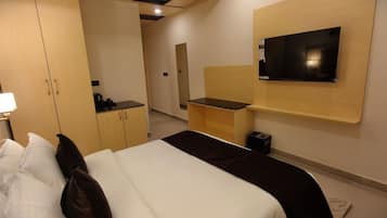 Comfort Double Room, Balcony, City View | Laptop workspace, free WiFi, bed sheets, wheelchair access