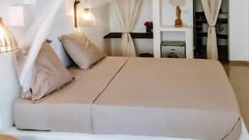 Individually decorated, free WiFi