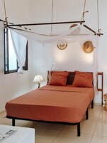 双人房 | 特色装修、免费 WiFi