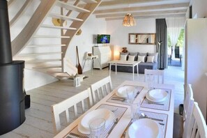 Dining - Large holiday homes with fireplace and garden (Rusinowo)