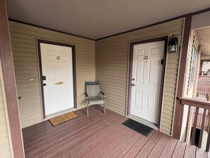 Terrace/patio - Cozy 2-bedroom condo in fantastic Pointe Royale Branson location (Branson)
