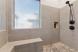Shower, hair dryer, towels, soap - 4bdrm Oasis with Private Pool, Hot Tub and Billiards! (Goodyear)