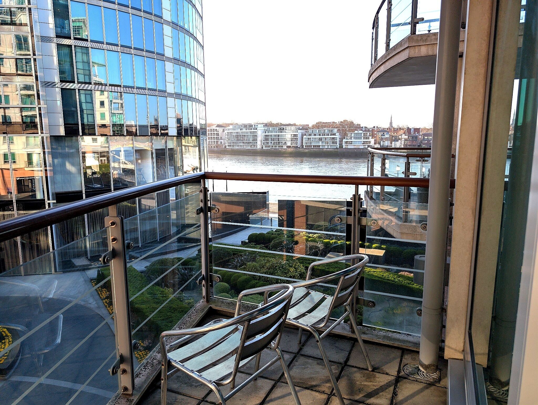 Appartement Confort, balcon, vue fleuve | Terrasse/Patio