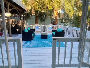 Terrace/patio - Steps to Redington beach, three bedroom duplex, newly renovated, av April 15 (Redington Shores)