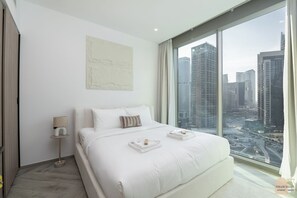 2 bedrooms, iron/ironing board, WiFi, bed sheets - Expérience Skyview Vue Burj Khalifa Piscine , canal (Dubai)