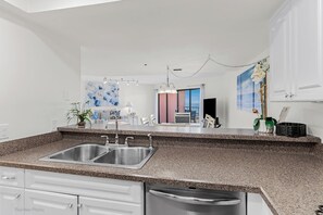Interior - Gulf Coast Bliss Awaits - Reef Club 505 (Indian Rocks Beach)