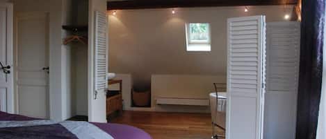 Maison, 2 chambres, vue sur le jardin | Fer et planche Ă repasser, accĂšs au Wi-Fi (inclus)