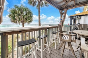 Property grounds - 🏖️Gulf Front Views | Gulfs Edge Townhome #16 - Sealee🏖️ (Panama City Beach)