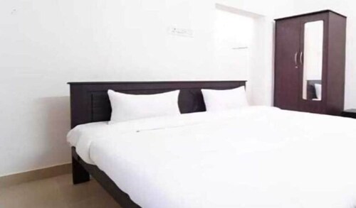 Collection Arunachaleswarar Residency