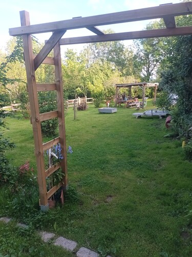 Studio barn conversion land bbq possible render horse