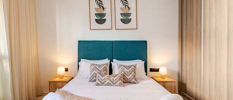 1 chambre, fer et planche à repasser, Wi-Fi gratuit, draps fournis