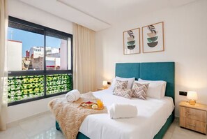1 bedroom, iron/ironing board, free WiFi, bed sheets - Studio cosy avec patio privé •Centre Rabat• Océan (Rabat)