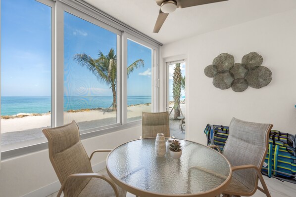 Dining - Unmatched Gulf Views & Beachfront Bliss at Fisherman’s Cove (Siesta Key)