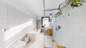 Comfort Apartment, 1 Bedroom, Balcony | Bathroom - BASELLODGING Schönau Serviced Living (Basel)