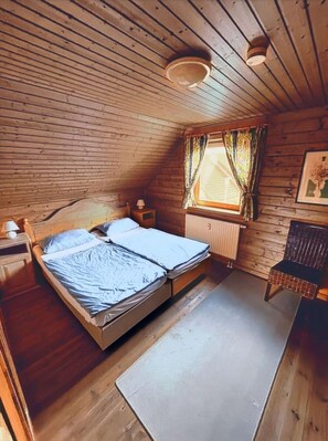 2 habitaciones y muebles diferentes 