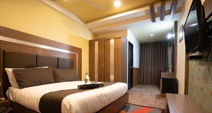 Hotel O DG College Chelambra