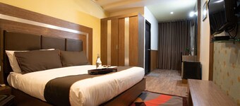 Collection O Thrissur Zoo & Museum