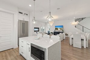 Interior - Large Private Pool, Close to Beach, Golf Cart Perks (Santa Rosa Beach)