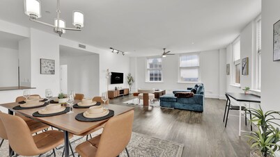 Chic 2B2B apartment in Downtown Fort Worth with free parking and fitness room