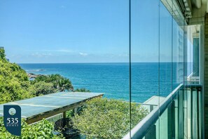 Property grounds - Stay in Ondina with direct beach access (Salvador)