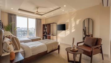 Standard Double or Twin Room, Balcony | Egyptian cotton sheets, premium bedding, minibar