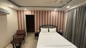 Deluxe-rum - balkong | Egyptiska bomullslakan, sängtillbehör av högsta kvalitet och minibar