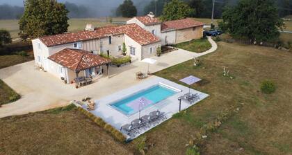 Where authenticity meets the comforts of today. Pet friendly!