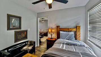 3 Schlafzimmer, Bügeleisen/Bügelbrett, Reisekinderbett, kostenloses WLAN